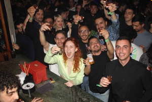 Explore Istanbul Night Life: Pub Crawl