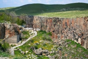 From Istanbul: 2-Day Trip to Cappadocia w/Balloon+Cave Hotel