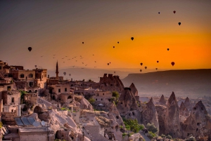 From Istanbul: 4-Day Istanbul, Cappadocia, Flight,Cave Hotel