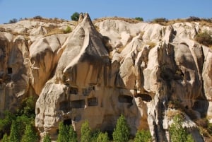 From Istanbul: Cappadocia Highlights 2-Day Tour with Balloon