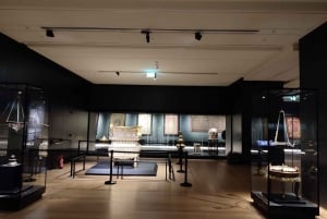 Istanbul: Explore Europe and Asia by Guided Bus and Boat