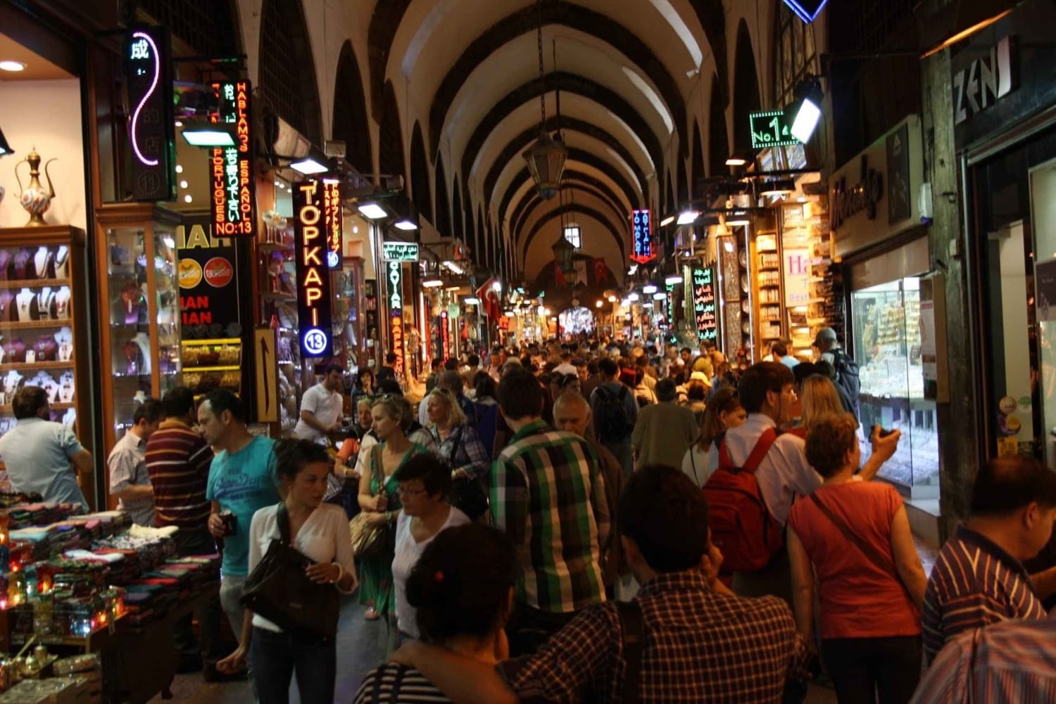 Full-Day Tour with 2 Continents in 1 Day