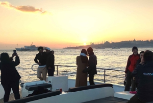Guided Dolmabahce Palace Tour with Bosphorus Sunset Cruise