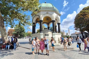 Topkapi Palace & Harem, Skip-the-Line SMALL GROUP