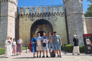 Topkapi Palace & Harem, Skip-the-Line SMALL GROUP