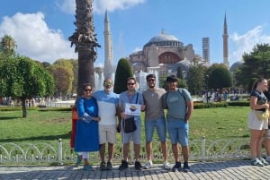 Topkapi Palace & Harem, Skip-the-Line SMALL GROUP