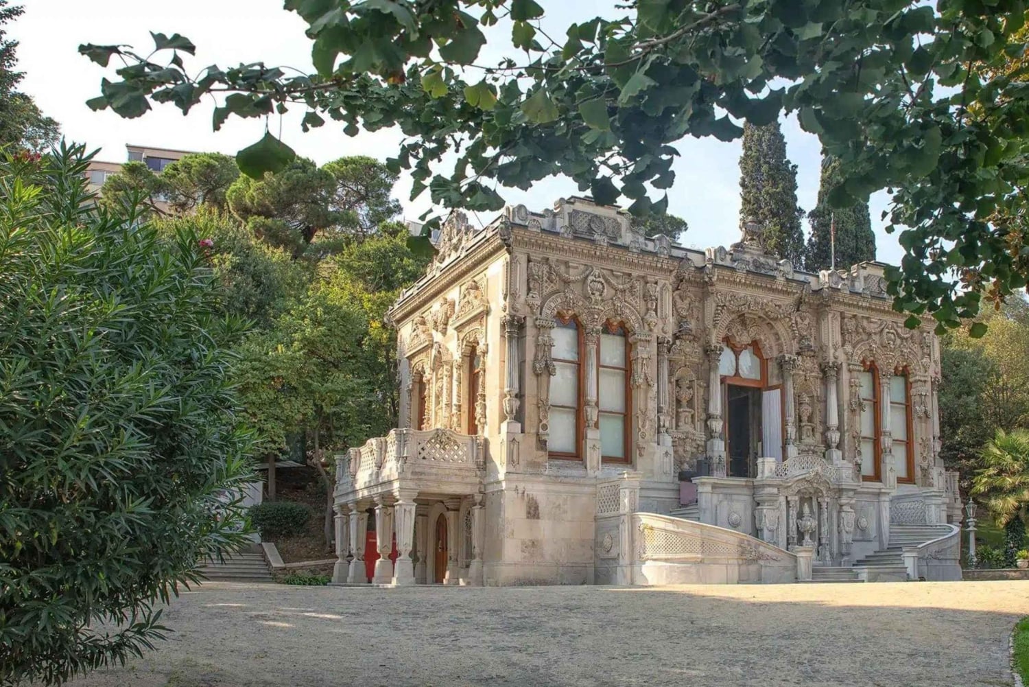 Ihlamur Pavilion Skip-the-Line Ticket with Audio Guide