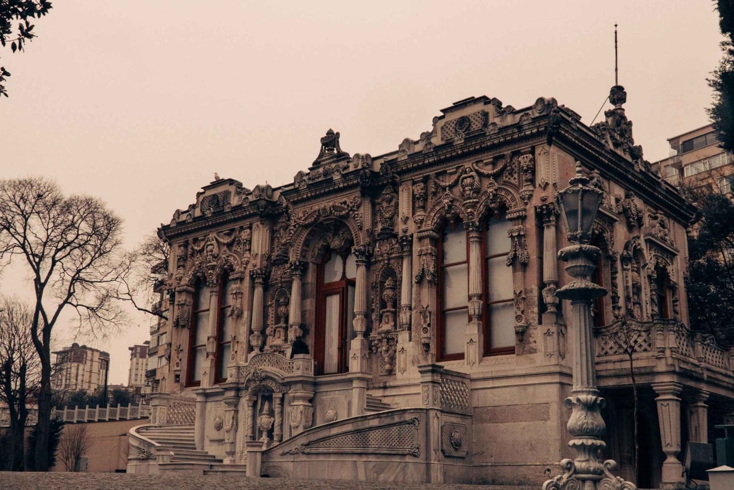 Ihlamur Pavilion Skip-the-Line Ticket with Audio Guide