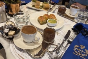 Istanbul: 2-Continent Food Tour with Ferry Ride