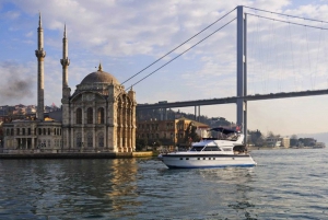 Istanbul 2-Hour Private Bosphorus Yacht Tour