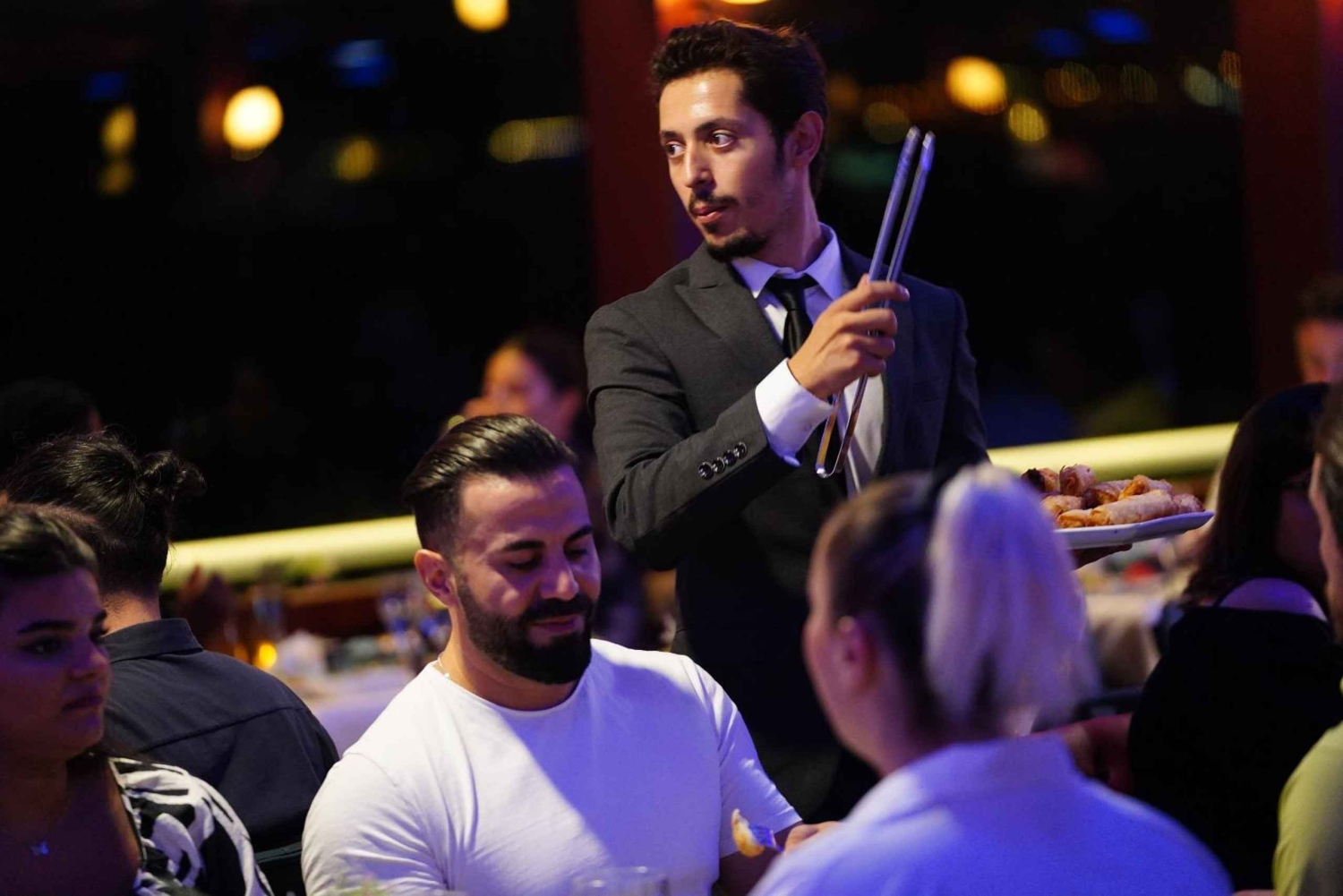 İstanbul: All-included Bosphorus Cruise Tour and Dinner