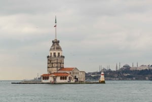 Istanbul: Asian Continent Highlights Walking Tour