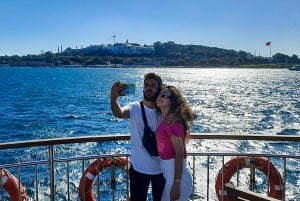 Istanbul: Asian Side Walking Tour with Ferry Ride