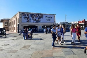 Istanbul: Asian Side Walking Tour with Ferry Ride
