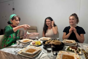 Istanbul Authentic Turkish Family Dinner with Eastern Family