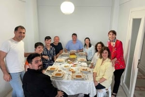Istanbul Authentic Turkish Family Dinner with Eastern Family