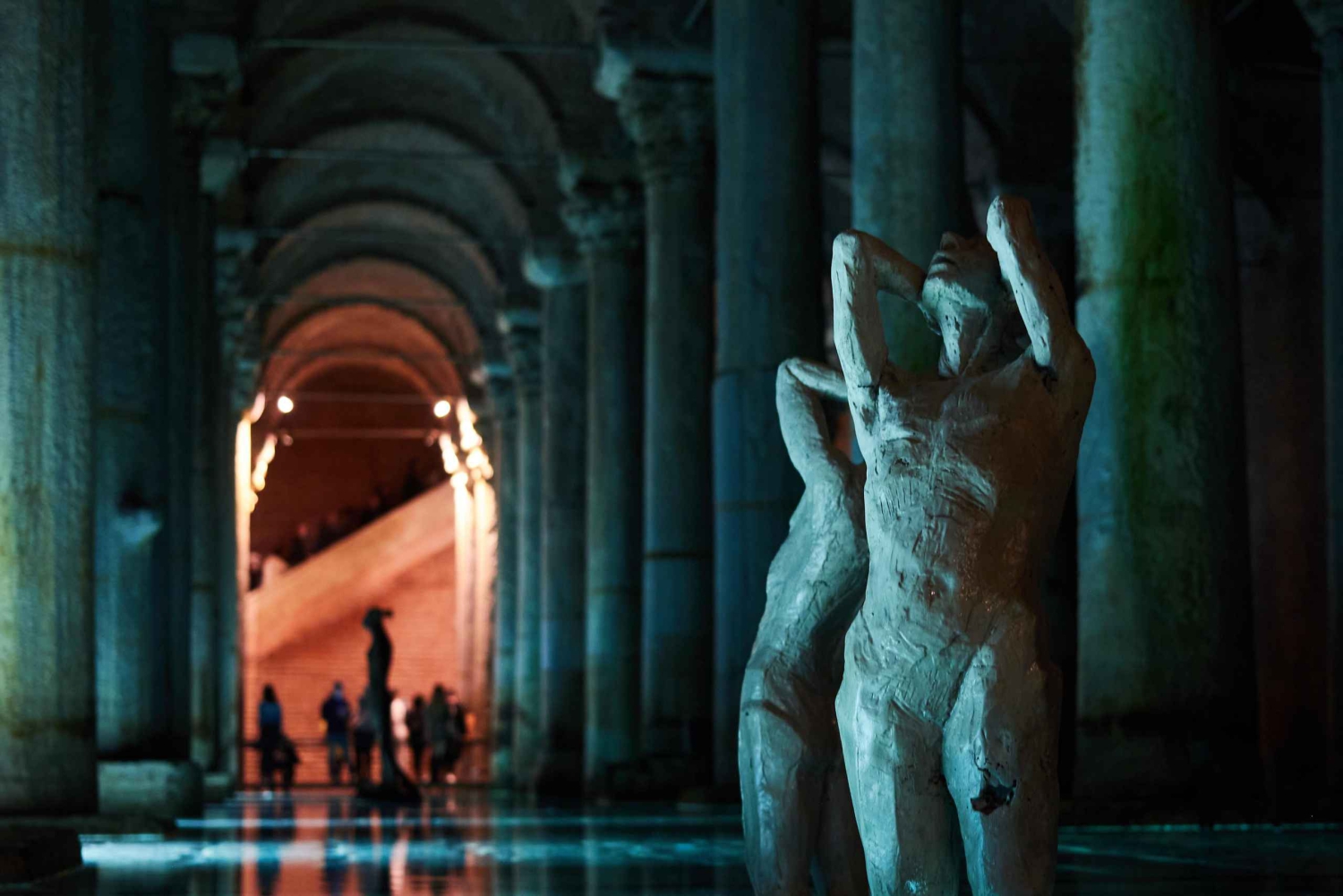 Istanbul: Blue Mosque, Basilica Cistern & Spice Bazaar Tour