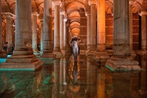 Istanbul: Basilica Cistern Small Group Tour with Tickets