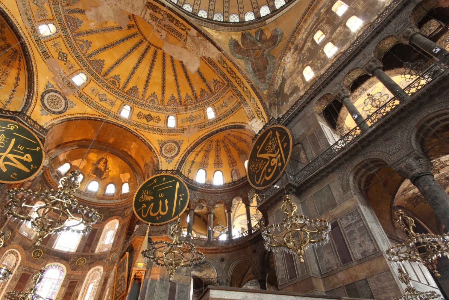 Basilica Cistern & Hagia Sophia with Optional Topkapi Palace