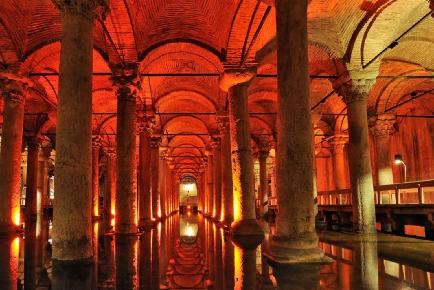 Istanbul: Blue Mosque Guided Tour & Basilica Cistern Ticket