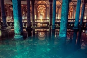 Istanbul: Blue Mosque Guided Tour & Basilica Cistern Ticket