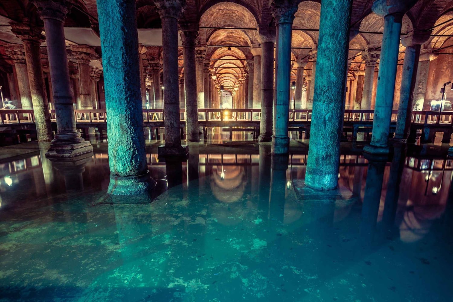 Istanbul: Basilica Cistern Small Group Tour with Tickets