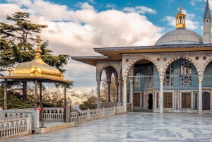 Istanbul: Basilica Cistern & Topkapi Palace Combo Ticket