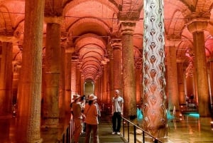 Istanbul: Basilica Cistern Walking Tour with Entry Ticket