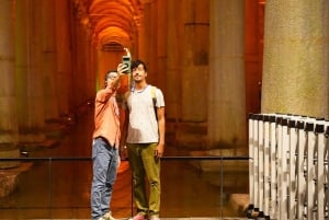 Istanbul: Blue Mosque Guided Tour & Basilica Cistern Ticket