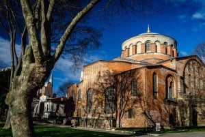 Istanbul: Blue Mosque, Hagia Sofia & Topkapi Palace Day Tour