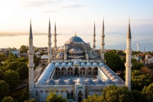 Istanbul: Blue Mosque, Hagia Sofia & Topkapi Palace Day Tour