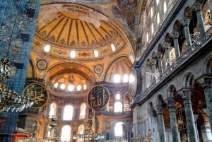 Istanbul: Blue Mosque & Hagia Sophia Guided Tour w/ Tickets