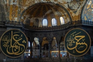 Istanbul: Blue Mosque & Hagia Sophia Guided Tour w/ Tickets