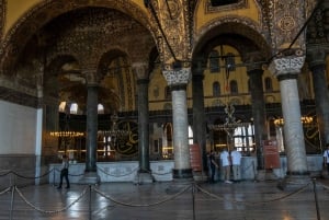 Istanbul: Blue Mosque & Hagia Sophia Guided Tour w/ Tickets