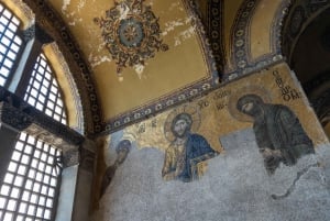 Istanbul: Blue Mosque & Hagia Sophia Guided Tour w/ Tickets