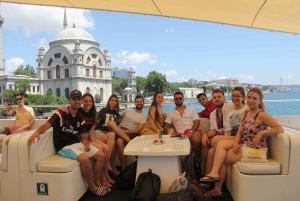 Istanbul: Bosphorus and Black Sea Cruise with Lunch