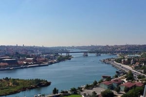 Istanbul: Private Bosphorus Cruise By Luxury Yacht