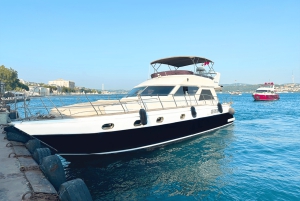 Istanbul: Bosphorus and Golden Horn Sunset Yacht Cruise