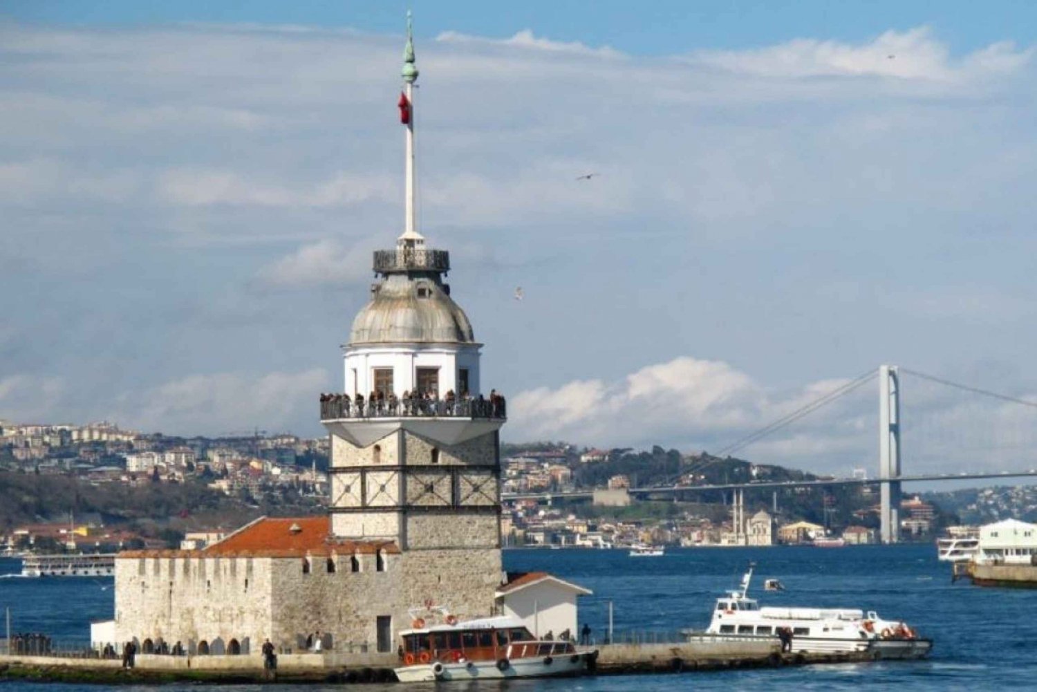 Istanbul: Guided Bosphorus Cruise & Golden Horn Bus Tour