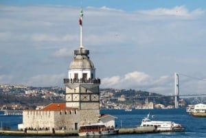 Istanbul: Guided Bosphorus Cruise & Golden Horn Bus Tour