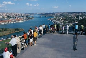 Istanbul: Guided Bosphorus Cruise & Golden Horn Bus Tour