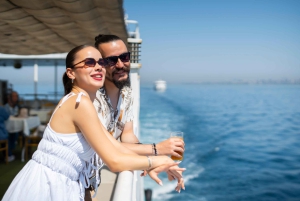 Istanbul: Bosphorus Cruise from Europe or Asia & Audio Guide