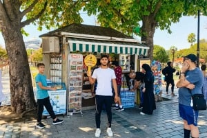 Istanbul: Bosphorus Cruise w/Audio Guide and Sunset Option