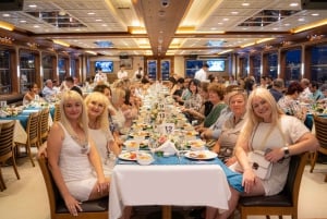 Istanbul: Bosphorus Dinner Cruise & Turkish Night Show