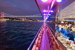 Istanbul Bosphorus: Dinner Cruise & Folklore & Belly Dance