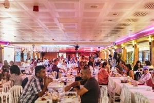Istanbul: Bosphorus Dinner Cruise & Show with Private Table