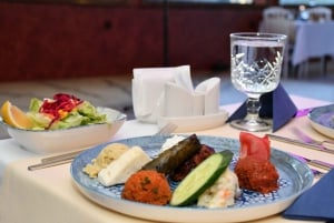 Istanbul: Bosphorus Dinner Cruise & Show with Private Table
