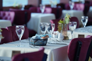 İstanbul:Bosphorus Dinner Cruise & Soft and Alcohol Drinks