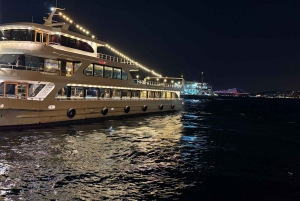 İstanbul:Bosphorus Dinner Cruise & Soft and Alcohol Drinks