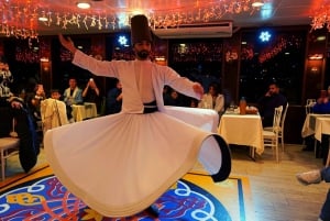 Istanbul: Bosphorus Dinner Cruise with Drinks & Turkish Show